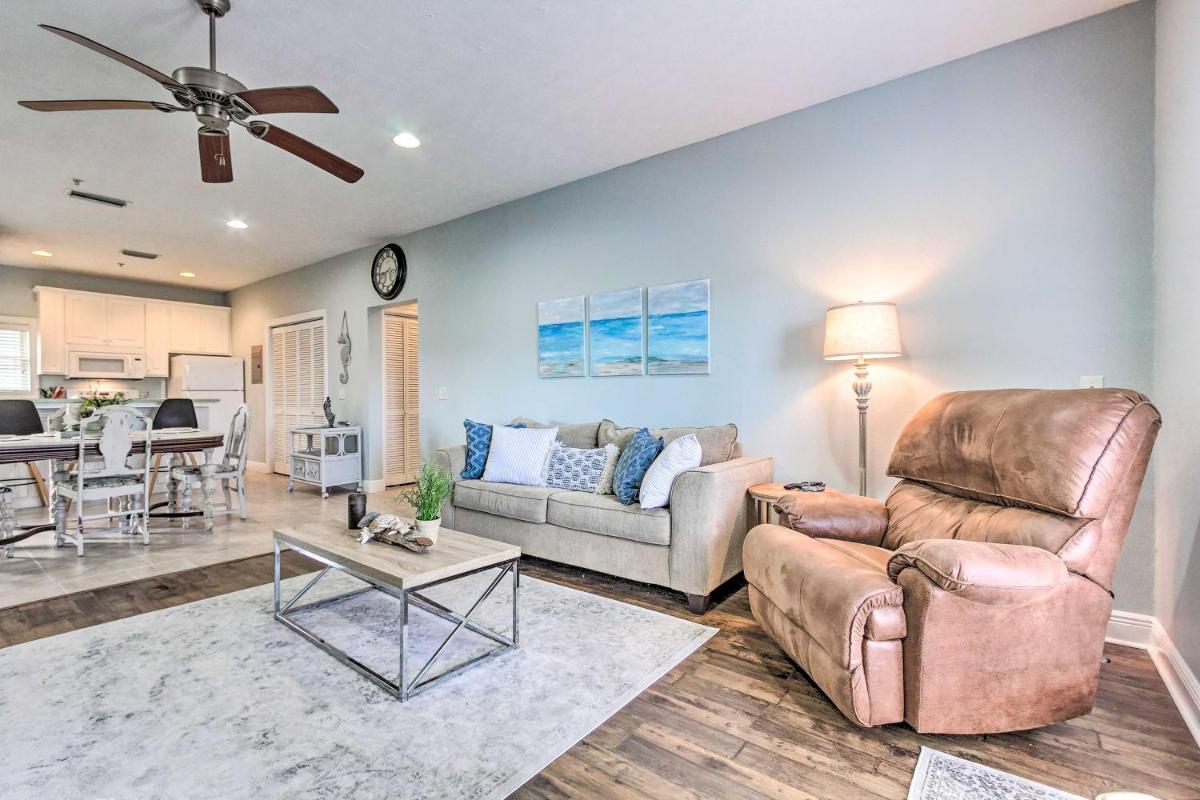 Panama City Condo with Lanai Less Than half Mi to Beach! - image 6