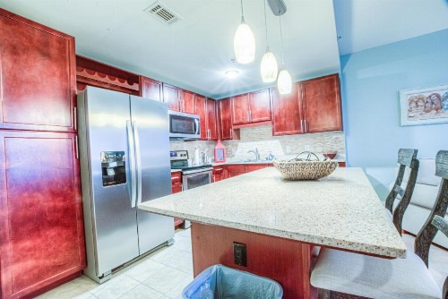 10th Floor Nex to The 10th Floor Pool! 3 BD Great Amenities And Location - image 7