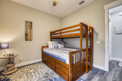 Vacation Station by Book That Condo - image 10