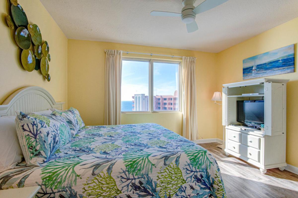 Shores of Panama #2318 by Book That Condo - main image