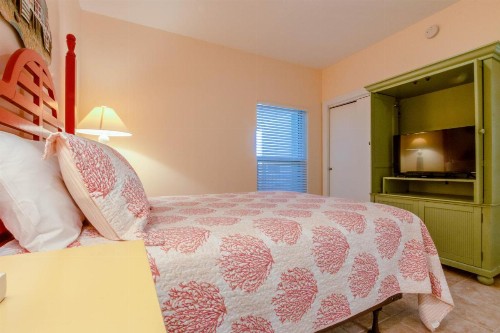 Boardwalk Beach Resort #608 by Book That Condo - image 11
