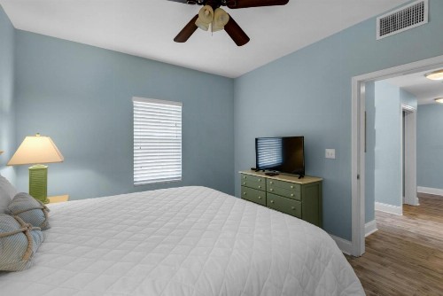 Laketown Wharf 1031 by RealJoy Vacations - image 8