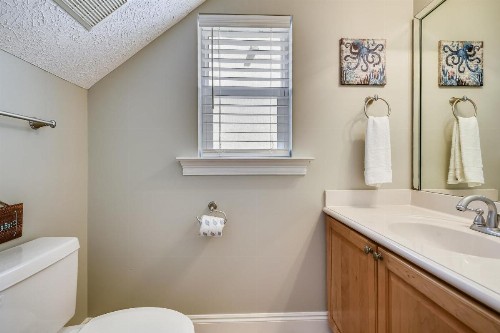 Beach Haven by Book That Condo - image 10