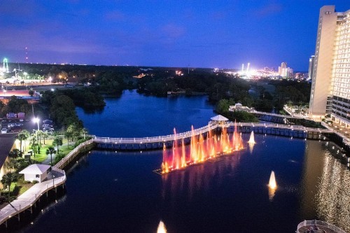 BEAUTIFUL 3 BD Laketown Wharf 1133- Best Amenities! - image 23