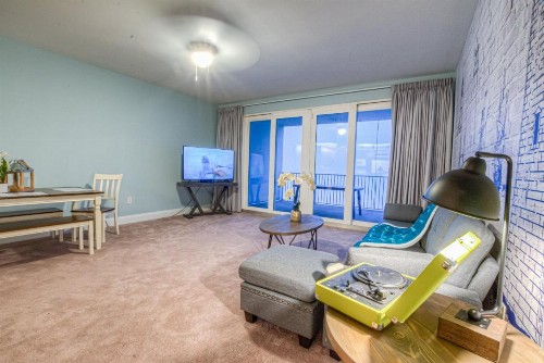 BEAUTIFUL 3 BD Laketown Wharf 1133- Best Amenities! - image 25