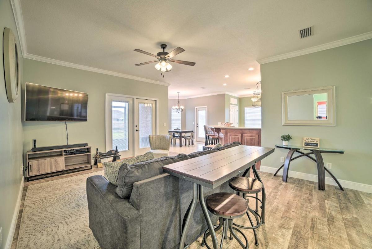 Updated Family Home with Yard Pets Welcome! - image 6