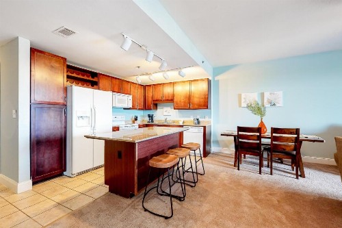 Laketown Wharf 212 - image 6