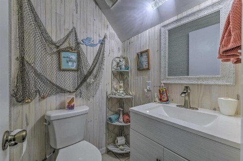 Recently Renovated PCB Condo Steps to Beach! - image 13