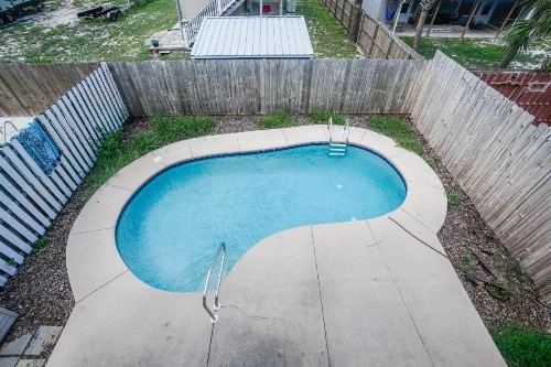 Beach House - Shore Beats Workin - image 11