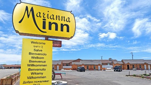 Marianna Inn Panguitch - image 1