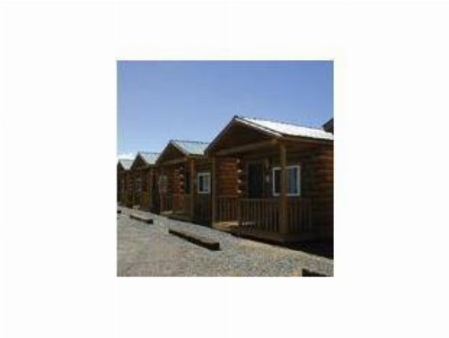 Bryce Gateway inn Cabins - image 2