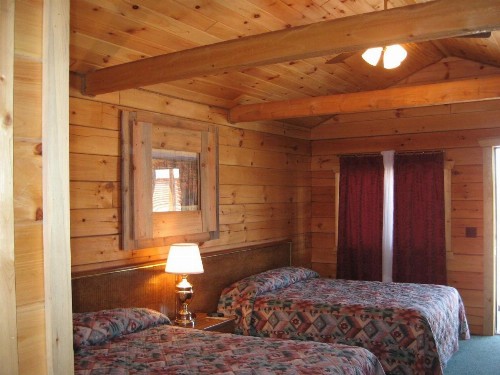 Bryce Gateway inn Cabins - image 4
