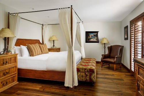 The Hermosa Inn - image 10