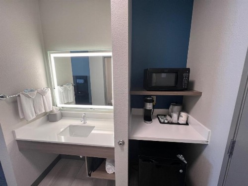 Park City Inn - image 4