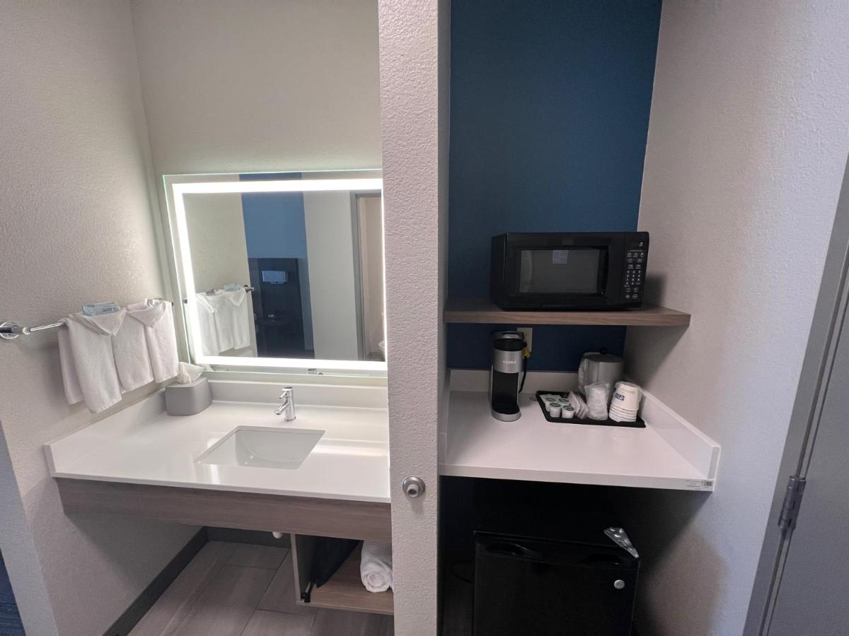 Park City Inn - image 4
