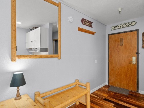 Carriage House Condominiums by All Seasons Resort Lodging - image 25