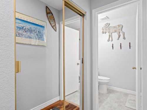Carriage House Condominiums by All Seasons Resort Lodging - image 4