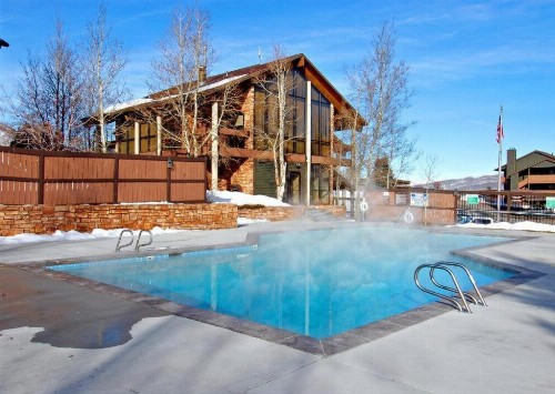 PowderWood Condominiums - image 3