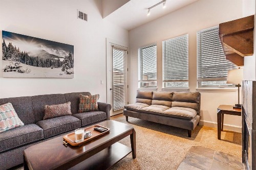 Crestview Condominiums - image 22