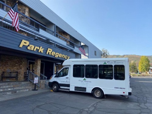 Park Regency - image 7