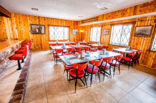 Chateau Apres Lodge - image 17