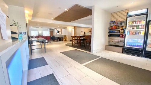 Holiday Inn Express Park City an IHG Hotel - image 17
