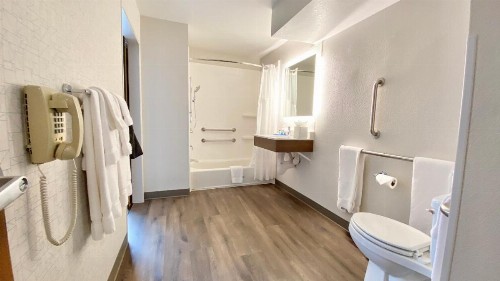 Holiday Inn Express Park City an IHG Hotel - image 24