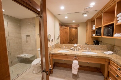 The Chateaux Deer Valley - image 11