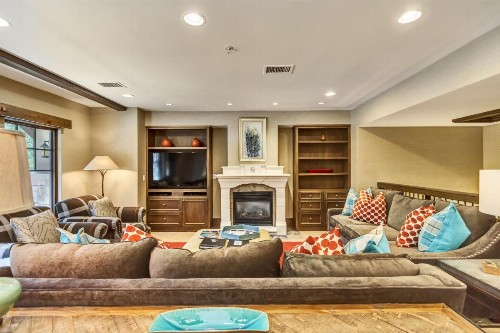 The Chateaux Deer Valley - image 40