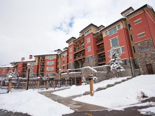 Raintree's The Miners Club Park City - image 2