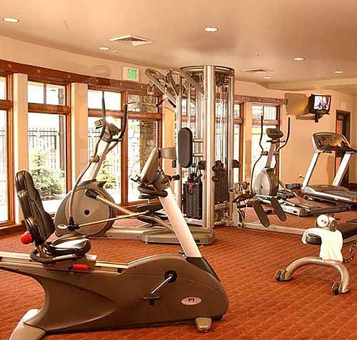 Raintree's The Miners Club Park City - image 6