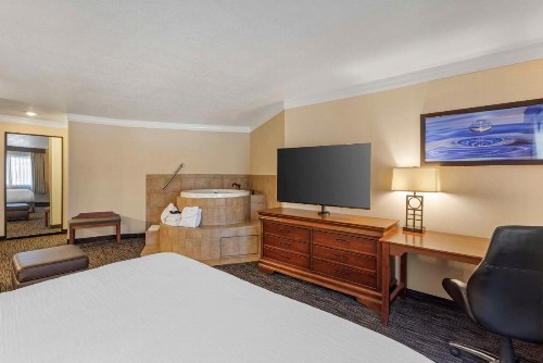 Best Western Landmark Inn - image 12