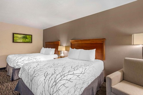 Best Western Landmark Inn - image 14