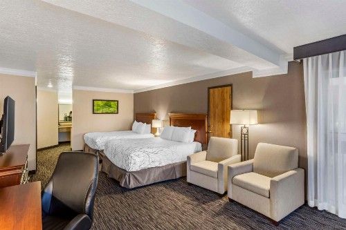 Best Western Landmark Inn - image 15