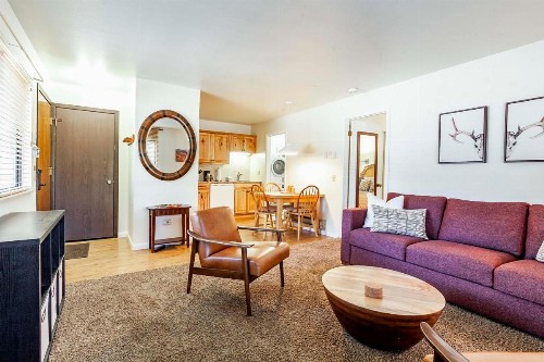 Red Pine Condominiums - image 39