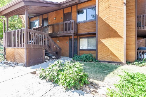 Red Pine Condominiums - image 40
