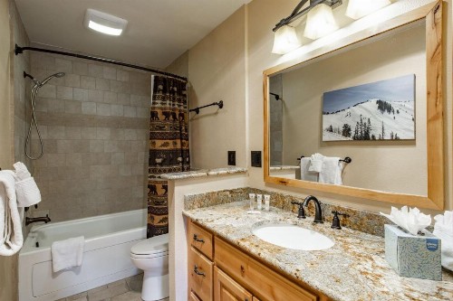 Red Pine Condominiums - image 49
