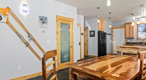 Prospector Accommodations Part City - image 9