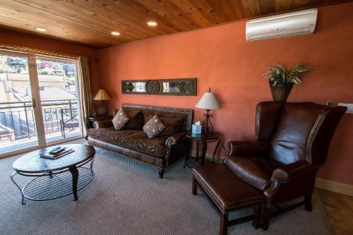 Treasure Mountain Inn - image 18