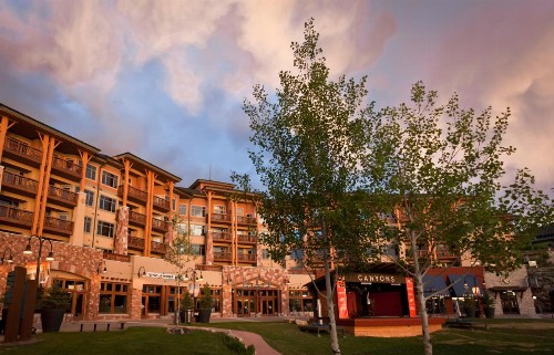 Sundial Lodge by All Seasons Resort Lodging - image 17