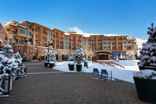 Sundial Lodge by All Seasons Resort Lodging - image 20