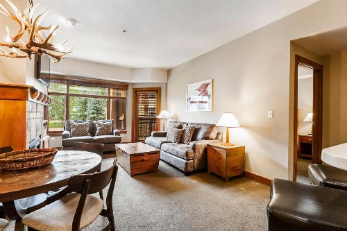 Sundial Lodge by All Seasons Resort Lodging - image 22