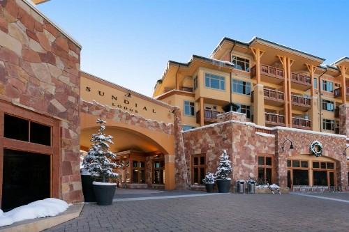 Sundial Lodge by All Seasons Resort Lodging - image 33