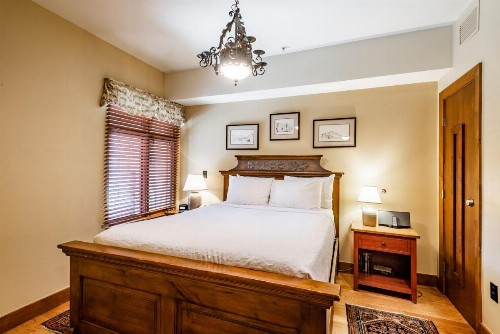 Sundial Lodge by All Seasons Resort Lodging - image 38