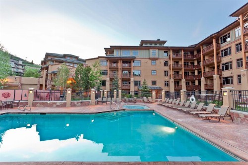 Sundial Lodge by All Seasons Resort Lodging - image 6