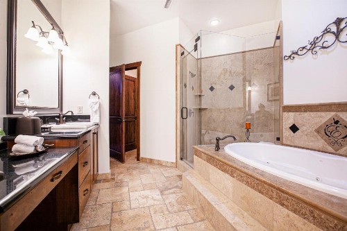 Hyatt Centric by Lespri Management - image 12