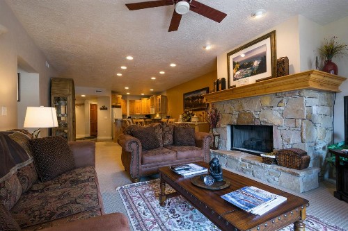 Town Point Condos by Lespri Property Management - image 34