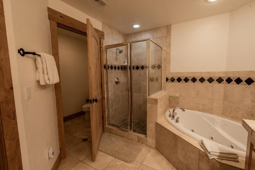 Town Point Condos by Lespri Property Management - image 37