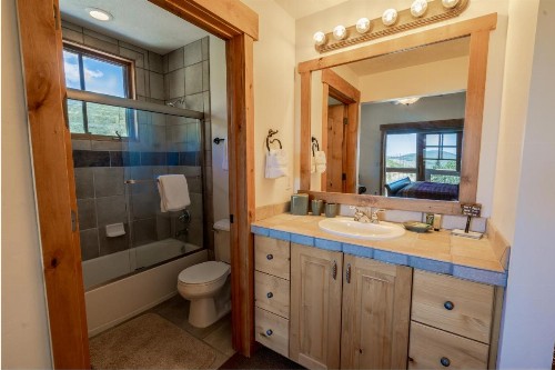 Town Point Condos by Lespri Property Management - image 40