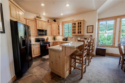 Town Point Condos by Lespri Property Management - image 49